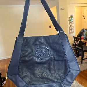 Spacious Blue Leather Tote with Textured Finish
